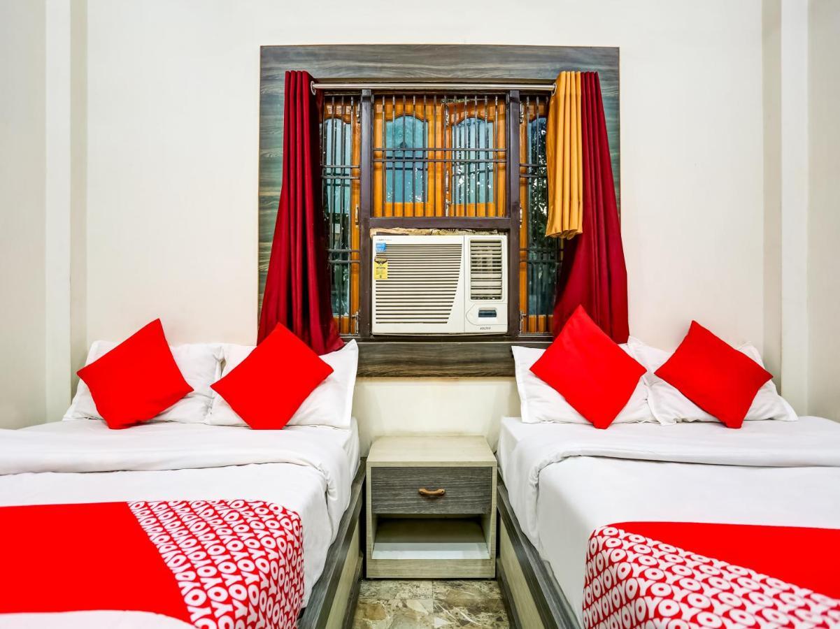 Oyo 75850 Vishwanath Guest House Benares Buitenkant foto